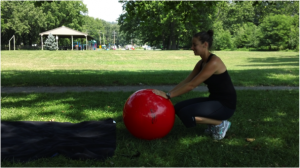 knee tuck1
